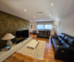 Chalet in L´Ametlla de Mar. Magnífica y moderna casa unifamiliar de 297 m2 construidos, terr