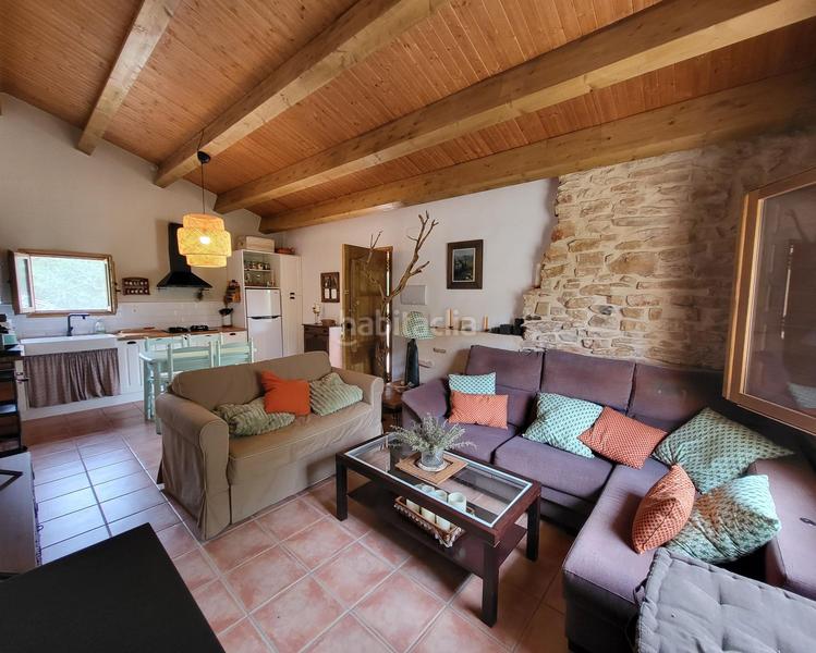 Foto b2c61246-40d8-41e2-913c-36fbc95e94b2. Masia a Perelló (El)