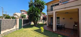 Casa a Cambrils Mediterrani. Exclusivo chalet reformado en cambrils, a pasos del mediterráneo