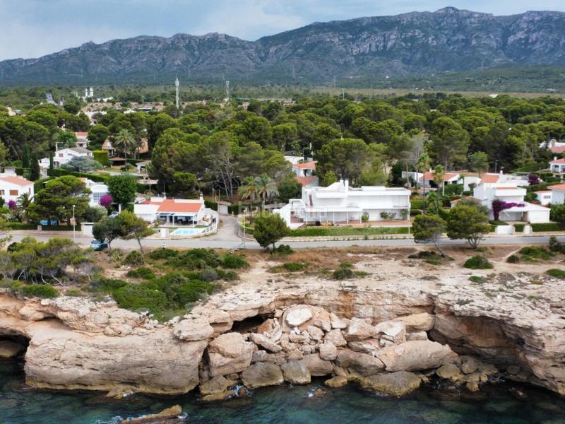 Foto afd514f5-a5d0-40f8-8f80-0fce57ed48de. Casa amb calefacció aparcament piscina a Calafat Ametlla de Mar (L´)