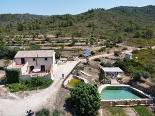 Masia a Tivissa. Exclusiva finca rústica con masía restaurada, naturaleza mediter