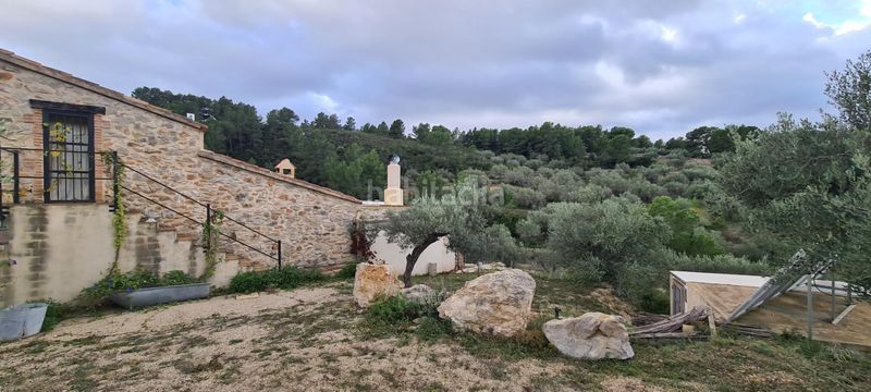 Foto c8a427ad-1d3f-46e6-975b-da62f9062dec. Masia amb aparcament a Perelló (El)