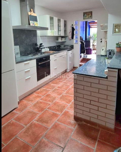 Foto 702e5635-d5d5-46ce-adbc-cdaa0f364c75. Masia amb aparcament piscina a Ampolla (L´)