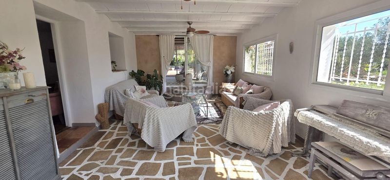 Foto ade4d045-46a5-4091-b42c-57b8f4486c1d. Masia amb aparcament piscina a Ampolla (L´)