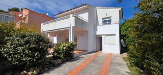 Casa en Calafat. Chalet a solo 280 metros de la playa en lametlla de mar