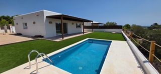Casa a Sant Jordi D�Alfama. Exclusiva villa de obra nueva con piscina frente al pinar de la