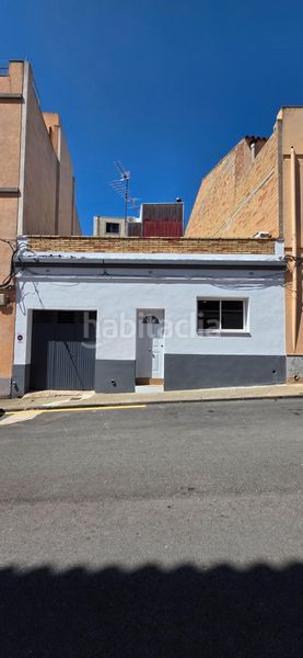Foto 966d39f1-81a4-4ba7-8d0f-ede16e9f4ffd. Casa amb aparcament a Perelló (El)
