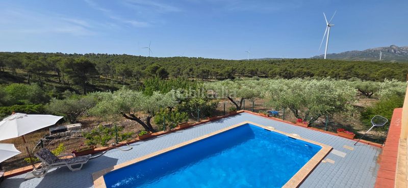 Foto a3fd3723-b452-43bc-bf78-43f9703522e7. Masia amb aparcament piscina a Perelló (El)