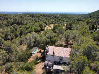 Masia a Vilanova d´Escornalbou. Atención! finca rústica con vistas al mar, casa de campo y entor