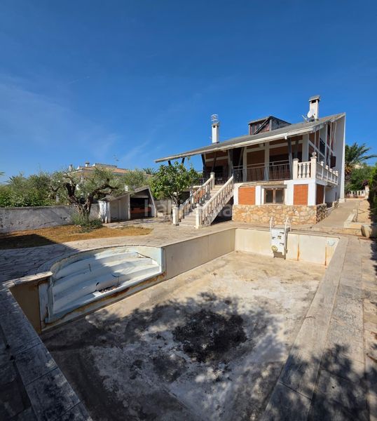 Foto 0922eeb9-f661-4486-97b1-3ca817d323bf. Casa amb aparcament piscina a Ampolla (L´)