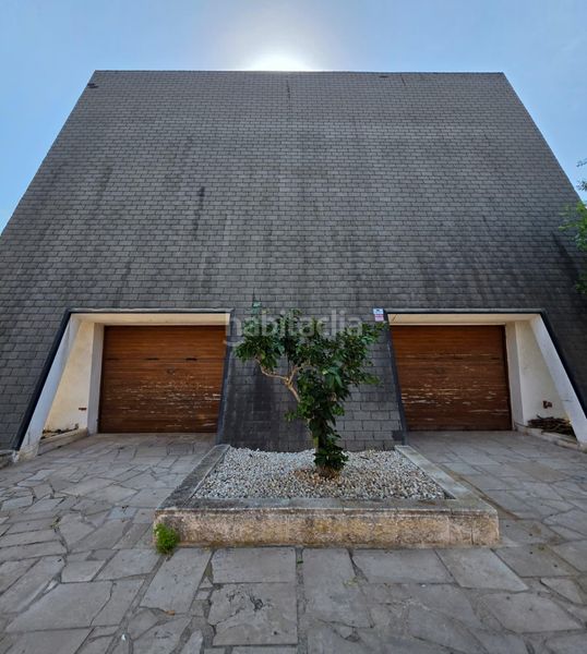 Foto 11aec0f0-0939-4b85-b845-fc5375efbe76. Casa amb aparcament piscina a Ampolla (L´)