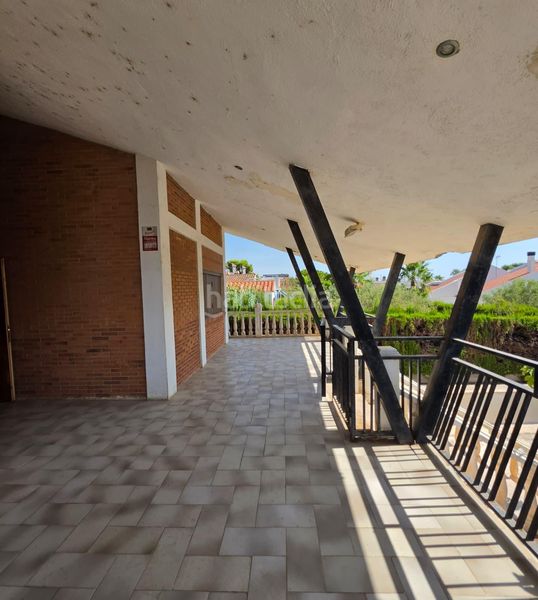 Foto bc765042-3f36-45d7-979e-570b07095a1f. Casa amb aparcament piscina a Ampolla (L´)