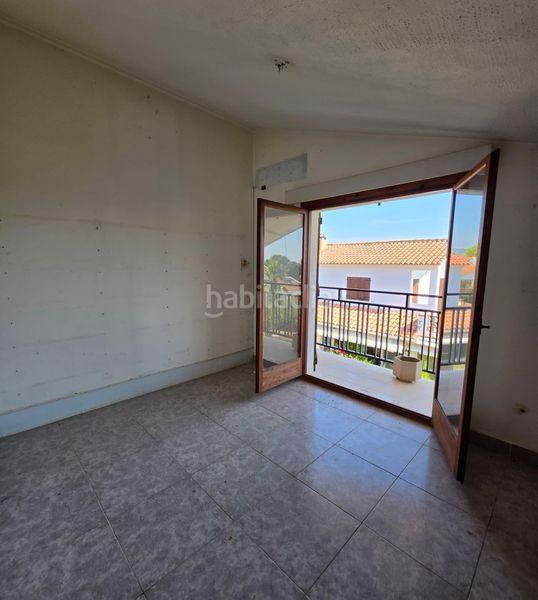 Foto c37303e5-86dd-4c96-b4f3-1ce6b297a119. Casa amb aparcament piscina a Ampolla (L´)