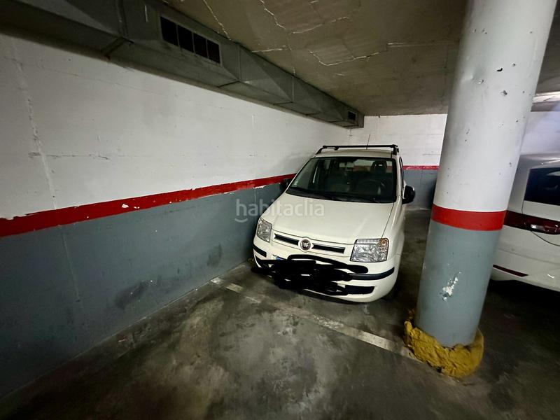 Foto 8233893c-3862-46a4-8d6b-36a2d276e92a. Autoparkplatz in El Pedró Cornellà de Llobregat