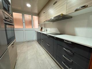 Flat  Avinguda del parc. Piso de 3 hab. con balcón y ascensor en proyecto pagado