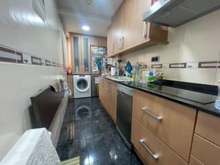Attique  Carrer de campfaso. Piso de 3 hab completamente reformado