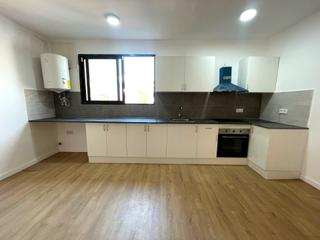 Pis  Carrer de ramoneda. Piso recien reformado de 2 habitaciones dobles