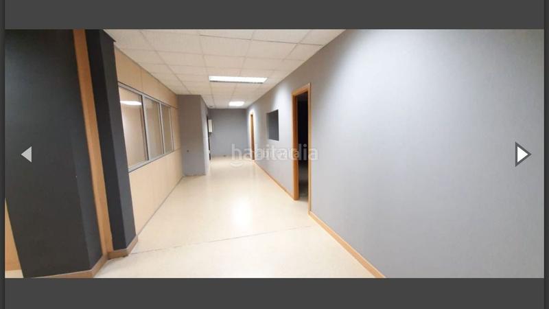 Foto acef7019-6c86-4f3b-b8cd-a9e346975dae. Ufficio in Can Deu Sabadell