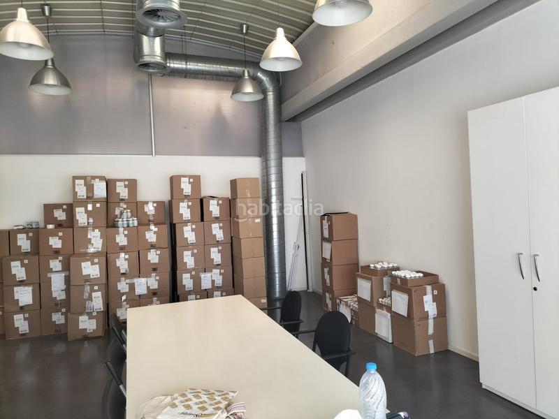 Foto 26c23a4e-8d9d-4a3d-bbc2-e6be4c1a4b26. Industrial building in Eixample Sabadell