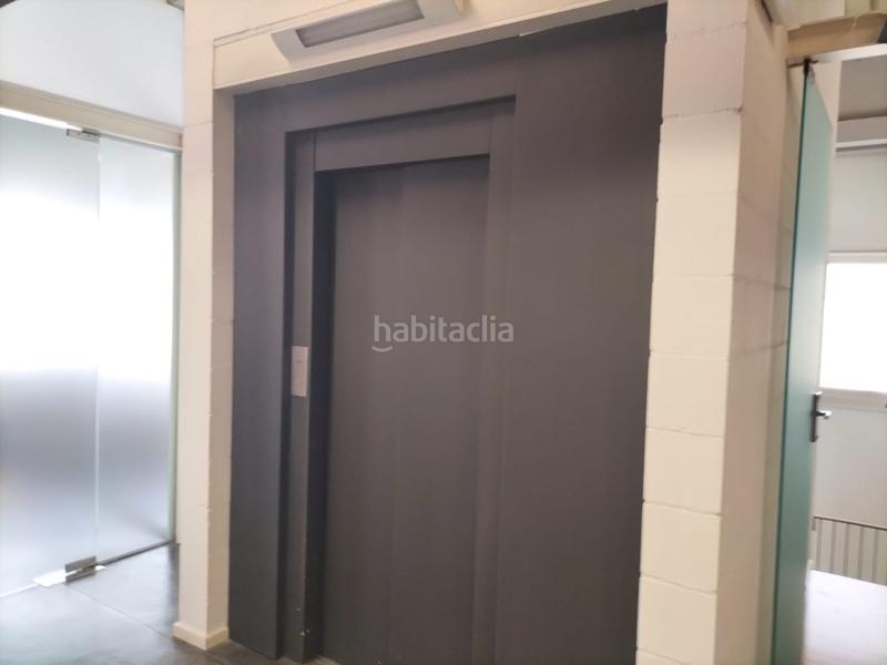 Foto da24125c-e1e4-4ca9-86e7-ed9fb529533e. Industrial building in Eixample Sabadell