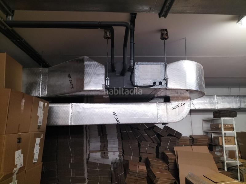 Foto fad9bd1a-4946-4014-9702-0067ba1eab5f. Industrial building in Eixample Sabadell