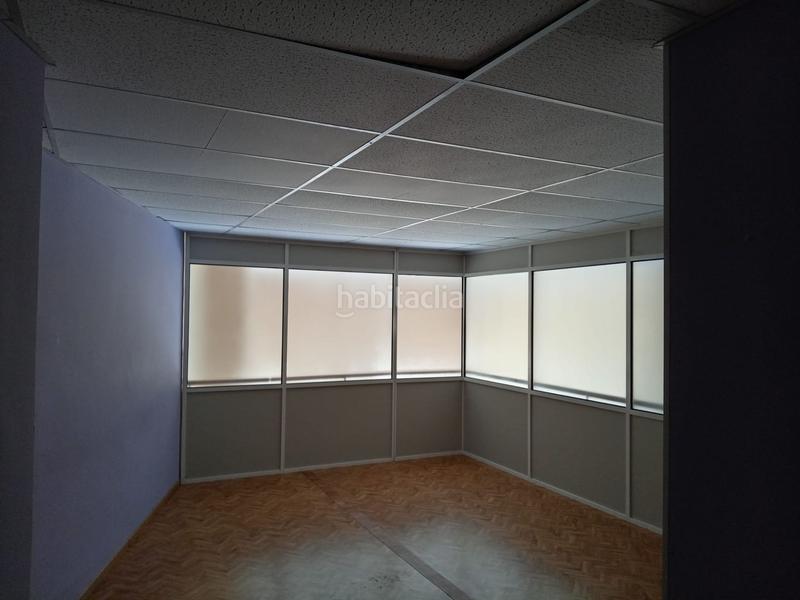 Foto e12123e8-8691-420a-b320-e84ce670e00c. Local commercial dans Centre - Estació Sant Cugat del Vallès