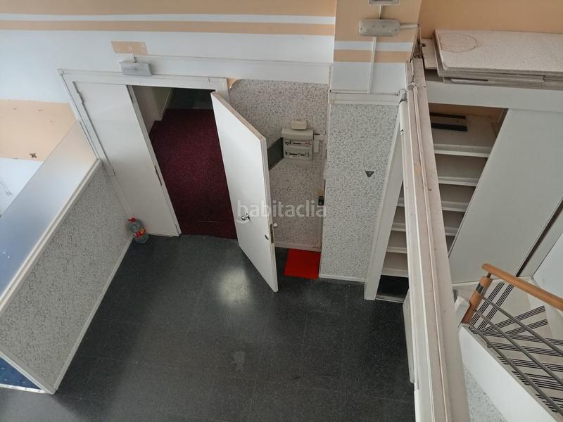 Foto f856fd35-dd3b-411b-b6c8-72a5b85c2070. Local commercial dans Centre - Estació Sant Cugat del Vallès