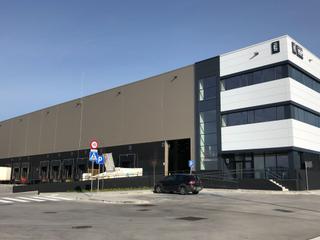 Lloguer Nau industrial  Barri can montcau. Plataforma logística. nave tipo c