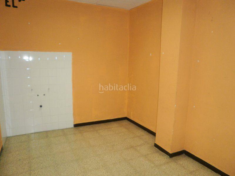 Foto b388151d-a426-46b5-83d4-1c3310f6bc5c. Local comercial a Torre-romeu Sabadell