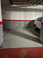 Affitto Posto auto in Centre. Parquing carrer sant oleguer!!