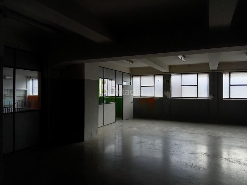 Foto 32c85192-2d8d-40fe-9e66-45355fb26408. Nau industrial a Gràcia Sabadell