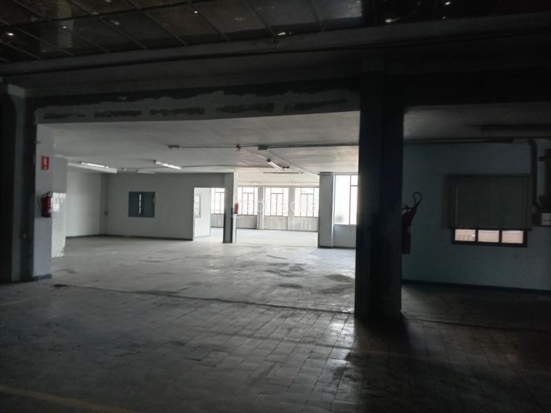 Foto 449eaa5b-5d52-4773-8980-dade9008a4d1. Nau industrial a Gràcia Sabadell