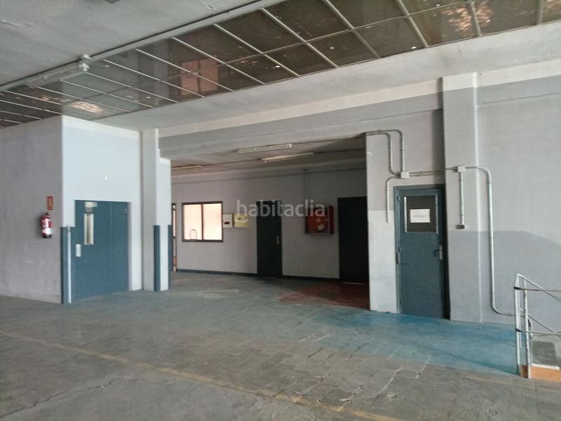 Foto 666d1a76-0448-4cd8-b8df-63c70de7d216. Nau industrial a Gràcia Sabadell