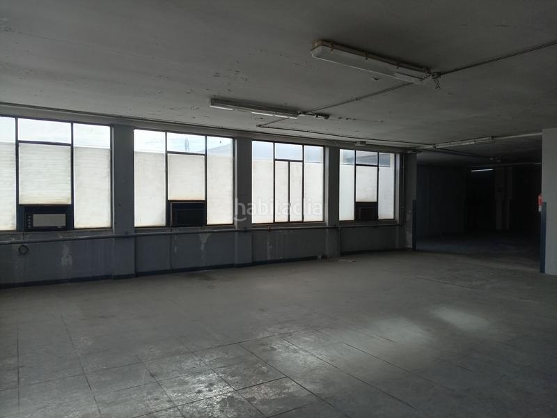 Foto c3133f2b-5934-4cc2-8614-f335058b351d. Nau industrial a Gràcia Sabadell