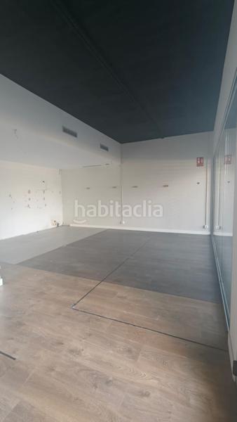 Foto 83f8628a-637c-4239-8958-ebaadf0d8ce2. Alquiler local comercial local en alquiler en Parc d´Europa Barberà del Vallès