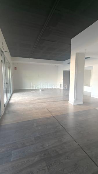 Foto 2fc17285-6342-4818-b3ba-5ef8263224a6. Lloguer local comercial a Parc d´Europa Barberà del Vallès