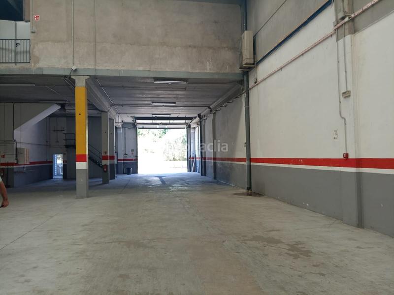 Foto fe3e7622-0e69-4ea5-90d7-4247e2ab7a28. Nave industrial nave impecable en Pallejà