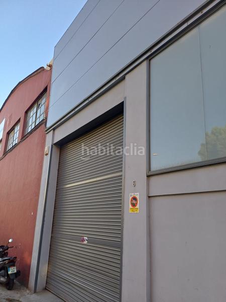 Foto 5aad8fd4-4c5c-4338-bc3a-81eac283f095. Bâtiment à usage industriel dans Zona Industrial Ripollet