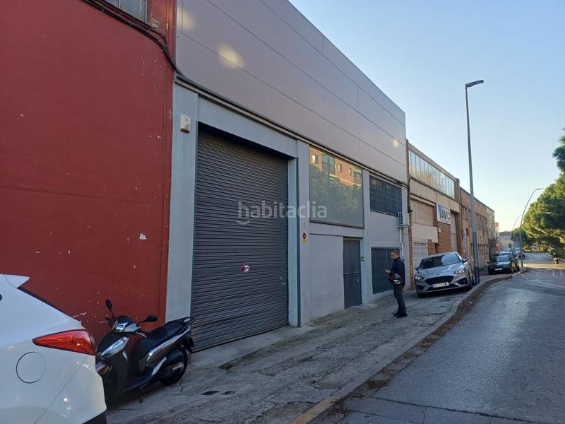 Foto c0f03baa-748a-4fa4-82b8-efe5beb933e9. Bâtiment à usage industriel dans Zona Industrial Ripollet