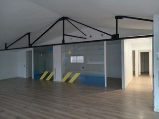 Rent Industrial building  De permanyer. Nave en buen estado