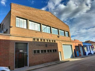 Rent Industrial building  Bruc. Nave 2 plantas