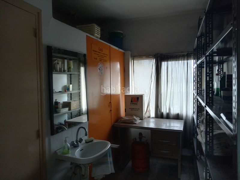 Foto 0ecee871-6f83-4958-91c1-343026b9f2e0. Nau industrial a Zona Industrial Rubí