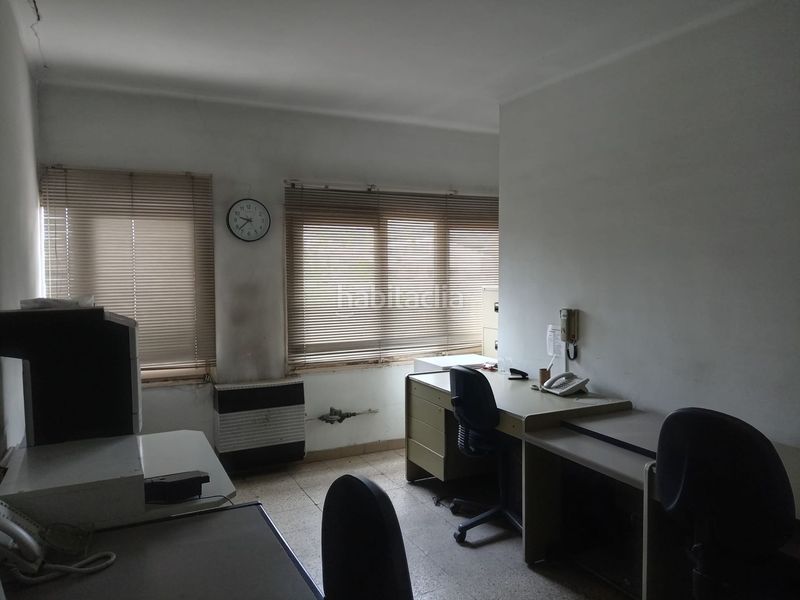 Foto cce56970-5ddc-417c-accd-ff51636bac0b. Nau industrial a Zona Industrial Rubí