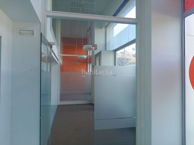 Foto 2fd86af3-0cad-4459-a9e3-df18e3a2d633. Local comercial a Centre Sabadell