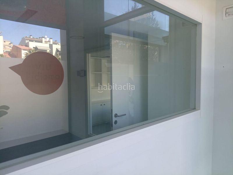 Foto 5284dfe4-a762-460b-abb5-33aea1b2d41b. Local comercial a Centre Sabadell