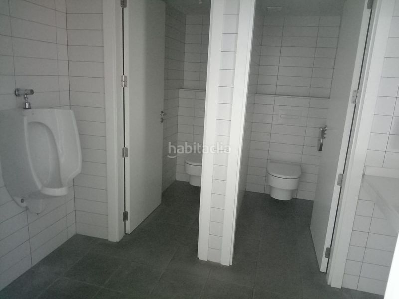 Foto 7e03edc2-4327-4e9d-887c-139c9e0140fe. Local comercial a Centre Sabadell