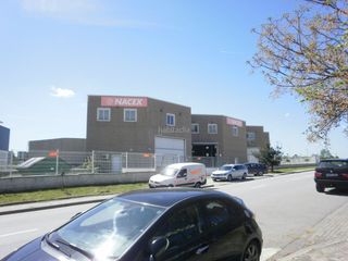 Miete Fabrikhalle  Avinguda torre d´en mateu. Nave tipo c