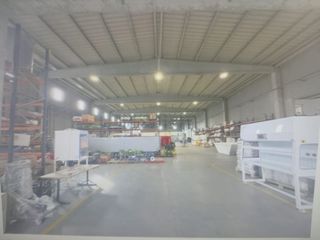 Lloguer Nau industrial  Sardenya. Nave tipo c con muelles