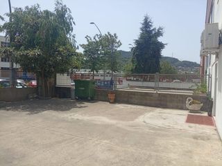Fabrikhalle in Torrelles