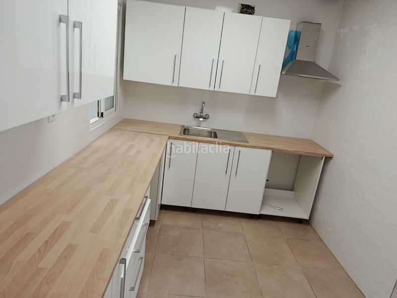 Foto 150ec755-efbc-4f4b-b03d-f35b3f5ba17f. Casa a Alcanar